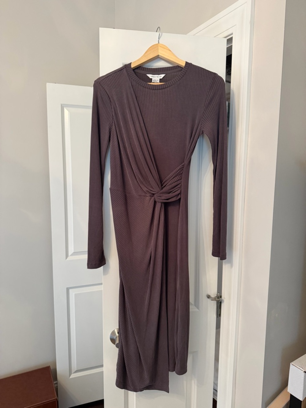Long Sleeve Twist Front Ribbed Midi Dress - Grey